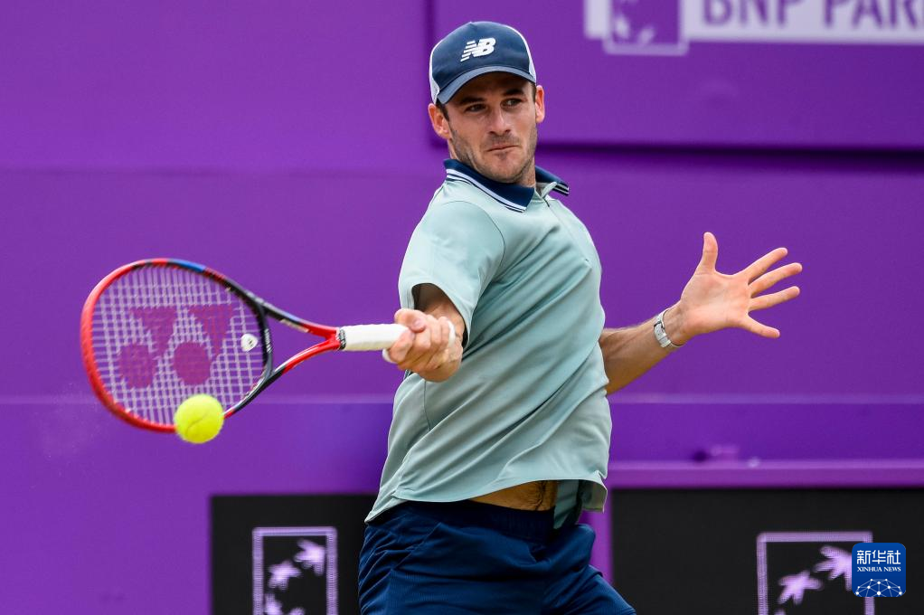 色表现也让 色表现也让